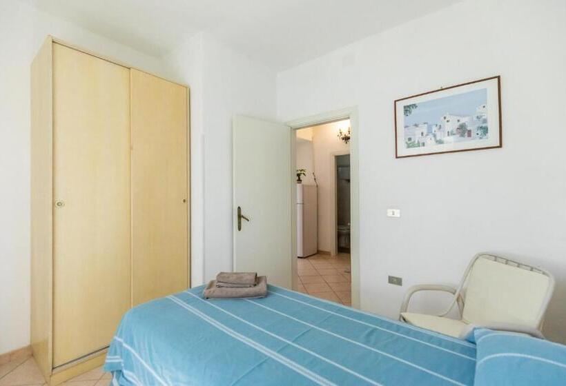 带1个卧室带花园景观的公寓, La Meridiana
