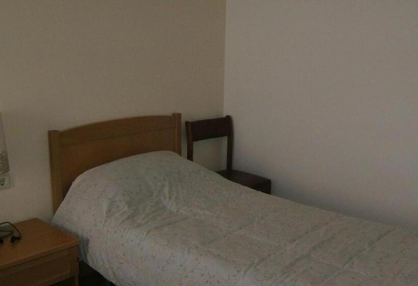 Номер Стандарт Индивидуальный, Hostal L'esquella