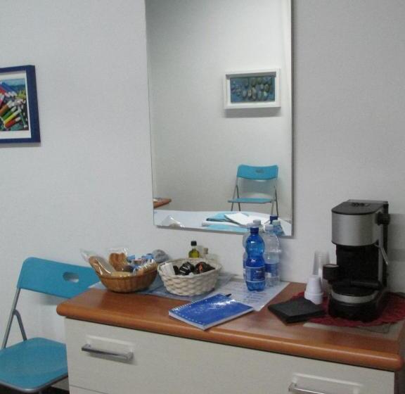 غرفة قياسية رباعية, Guest House Erika