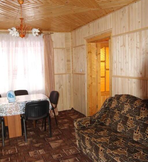 带1个卧室的高级公寓, Gutsulochka Apartment
