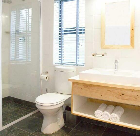 اتاق لوکس, 7 Ackermann Place Guest House