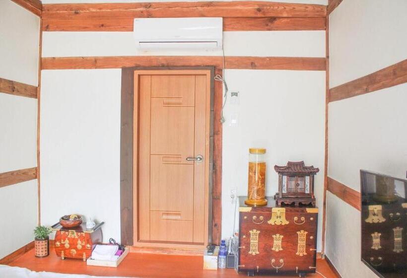 ガーデンビュースタンダードルーム, Dasomchae Hanok Stay
