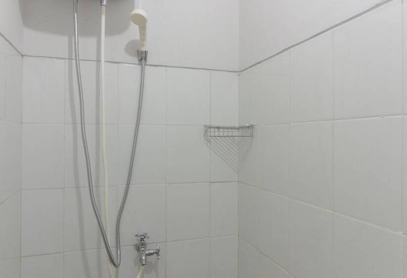חדר סטנדרט, Reddoorz Apartment @ Dramaga Tower