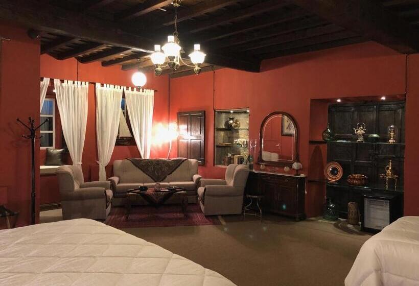 Полулюкс, Pazo De Laia