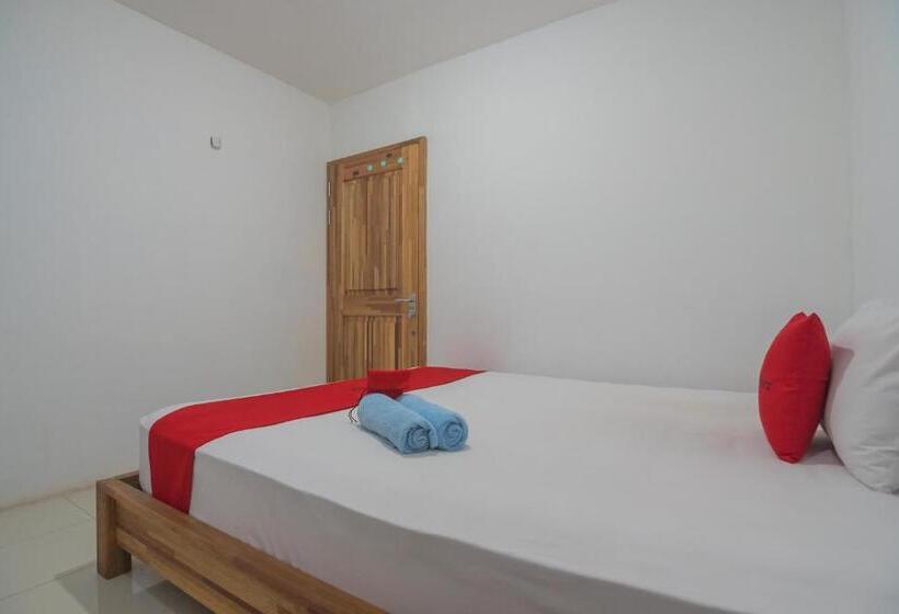 Номер Стандарт, Reddoorz Near Gajah Mada Pontianak