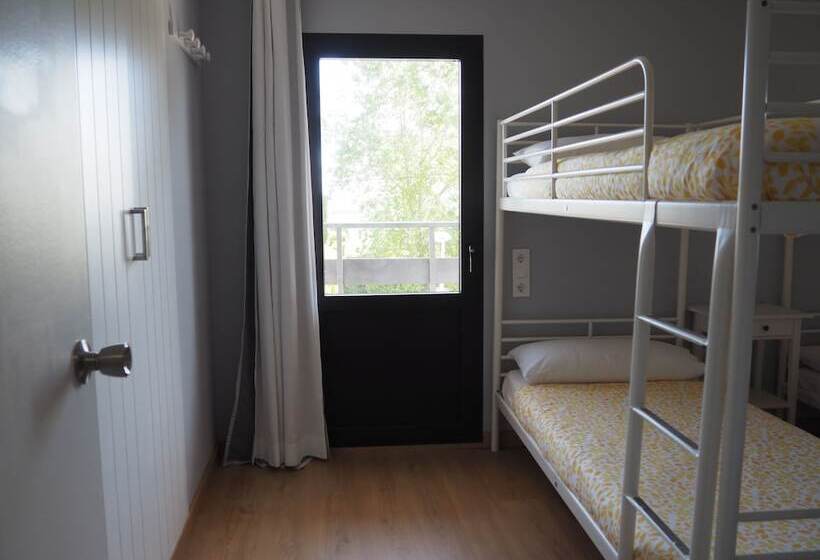패밀리 룸 공용 욕실, Hostel Once Nudos