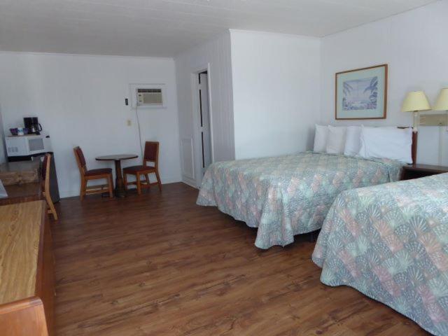 Номер Стандарт, Swell Motel