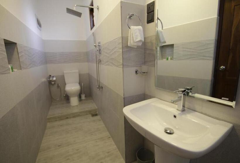 Трехместный Номер Deluxe, Mailagama Cinnamon Residence