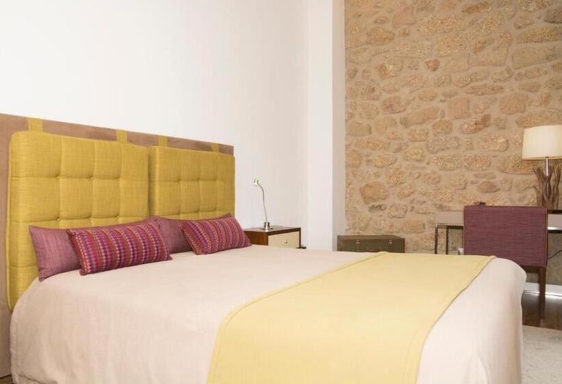 스위트 킹사이즈 침대, Casas Do Regato