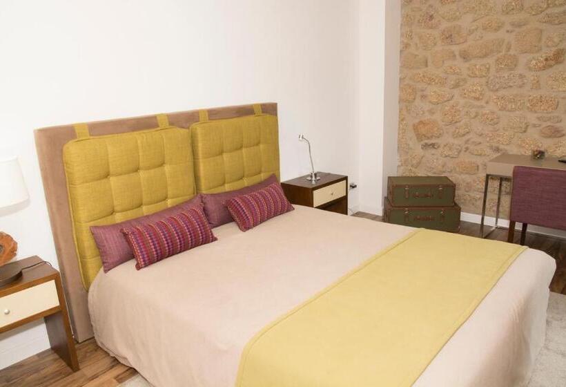 Дом 4 Спальни, Casas Do Regato
