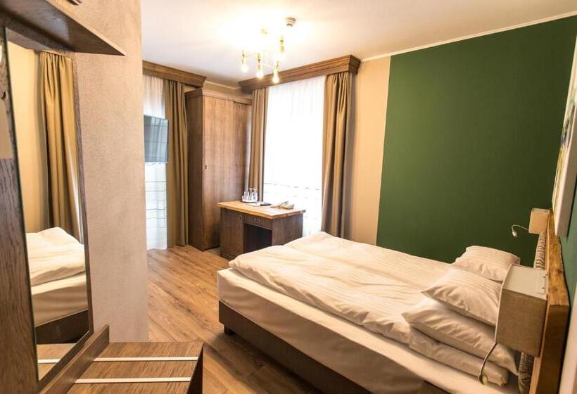 اتاق استاندارد با بالکن, Panorama Boutique