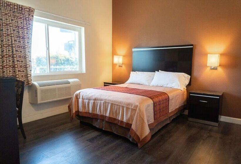 Номер Deluxe, Maywood Inn