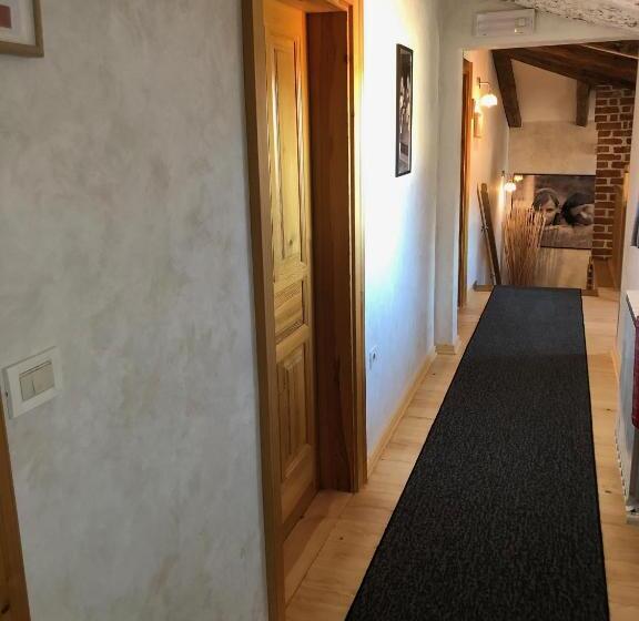 اتاق استاندارد با وان آب گرم, Residence Apolonija Guest House