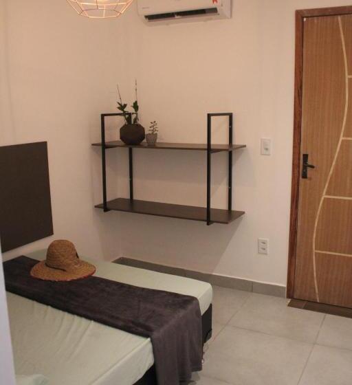스위트, Massambaba Hostel