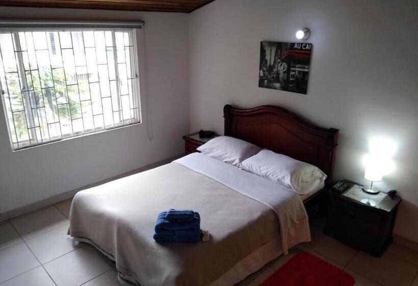Habitación Deluxe, Hostal Norma101