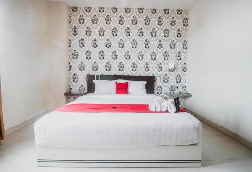 Люкс, Reddoorz Plus Near Universitas Negeri Makassar