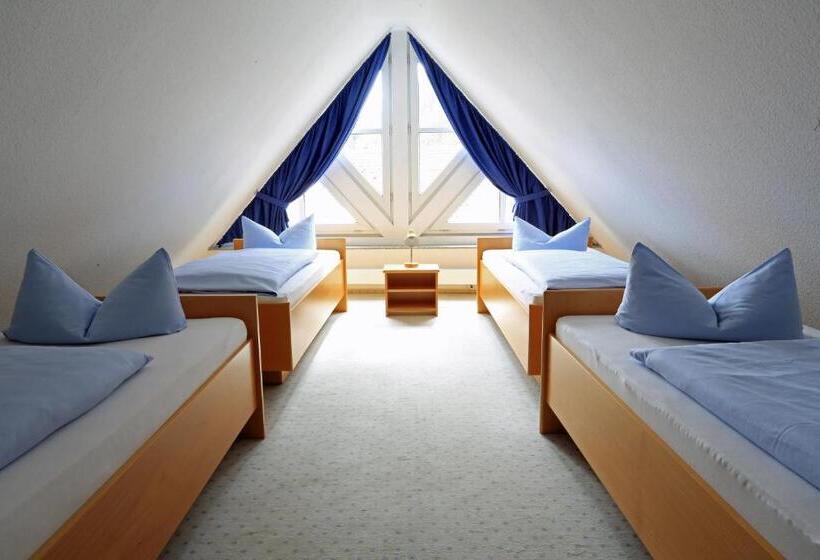Апартаменты 1 Спальня, Weinstube Schwalbennest