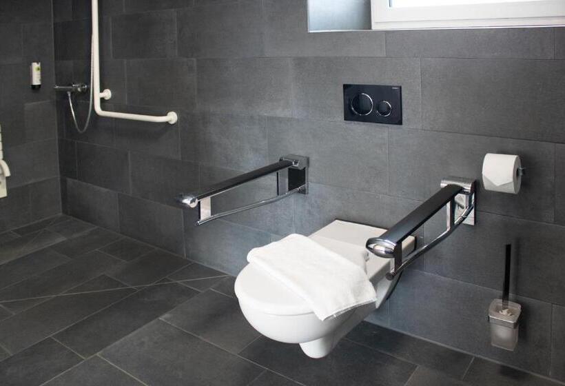 חדר סטנדרט מותאם לאדם עם מוגבלויות, Ing Hotel By Wmm Hotels