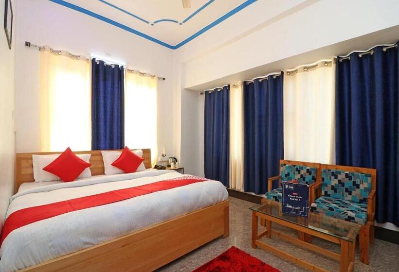 Трехместный Номер Классика, Oyo 26832 Hotel Ratnodaya