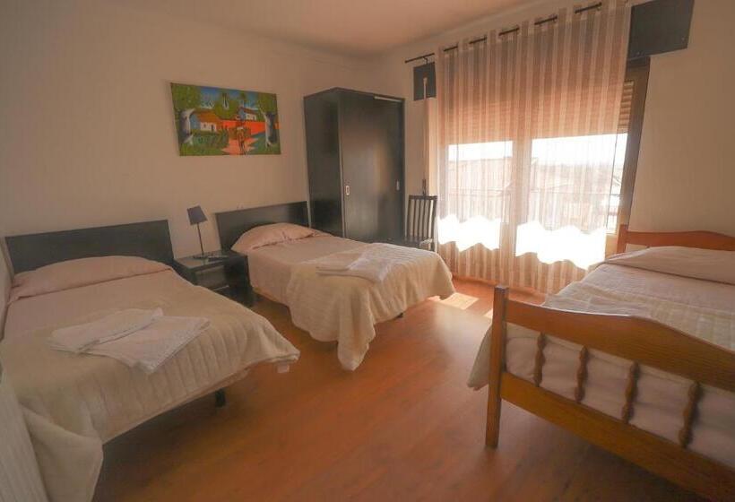 标准三人间, Resedencial Centro
