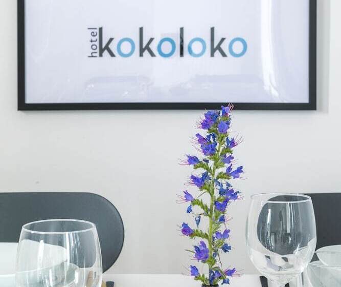 غرفة ديلوكس مطلّة علي البحر, First Hotel Kokoloko