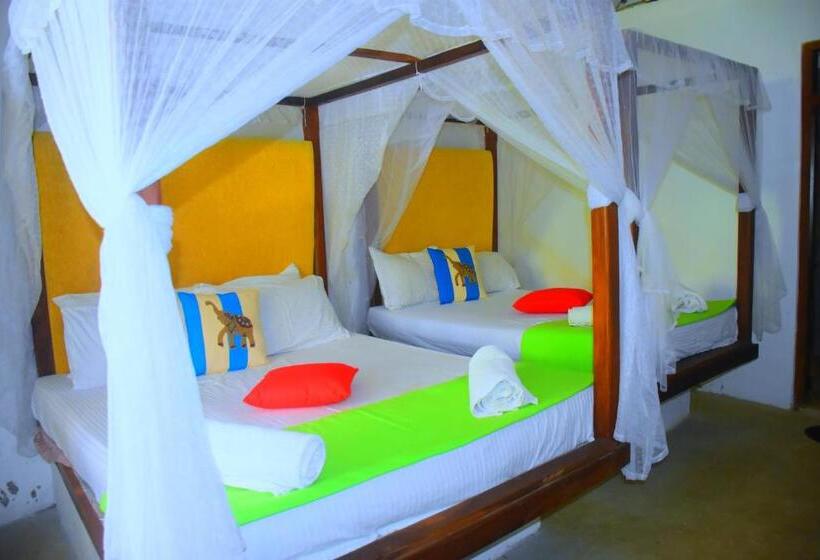 Семейный Номер, Sunwin River Cabana