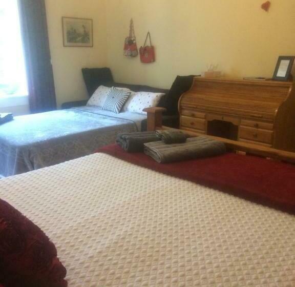اتاق استاندارد چهارنفره با چشمانداز باغ, Annandale Manor