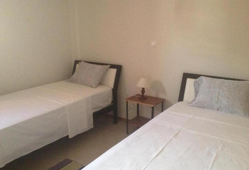 اتاق استاندارد با سرویس بهداشتی مشترک, Residencial Monte Cara