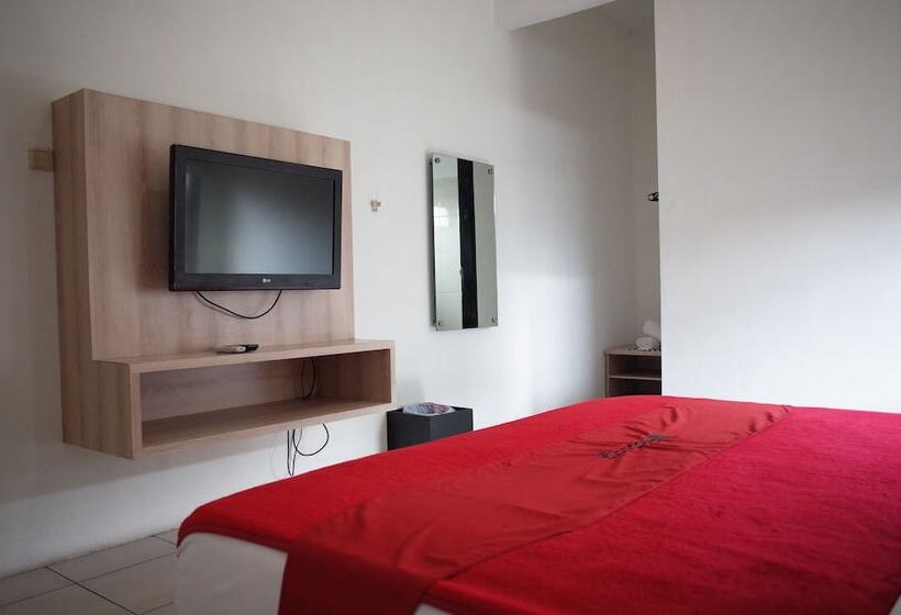 Номер Стандарт, Reddoorz Near Taman Kota Lapang Merdeka Sukabumi