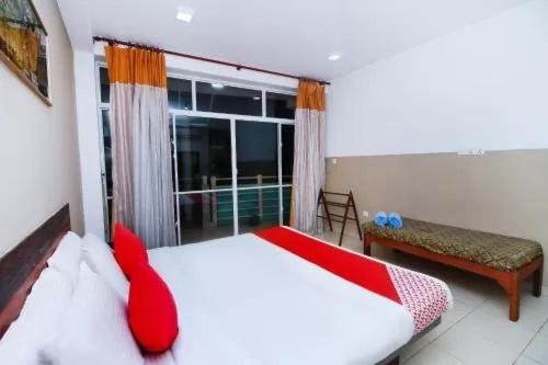 디럭스 테라스 룸 바다 전망, Ran Dhara Beach Resort