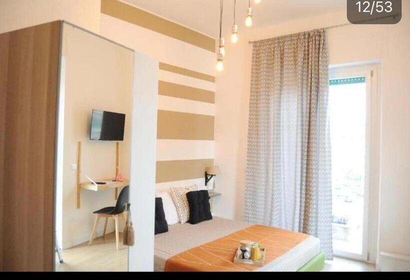 خانه 2 خوابه, The Corner 180 Suite