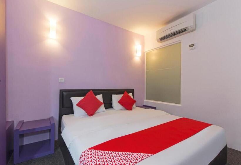 اتاق لوکس با تخت بزرگ, Oyo 442 Marvelton