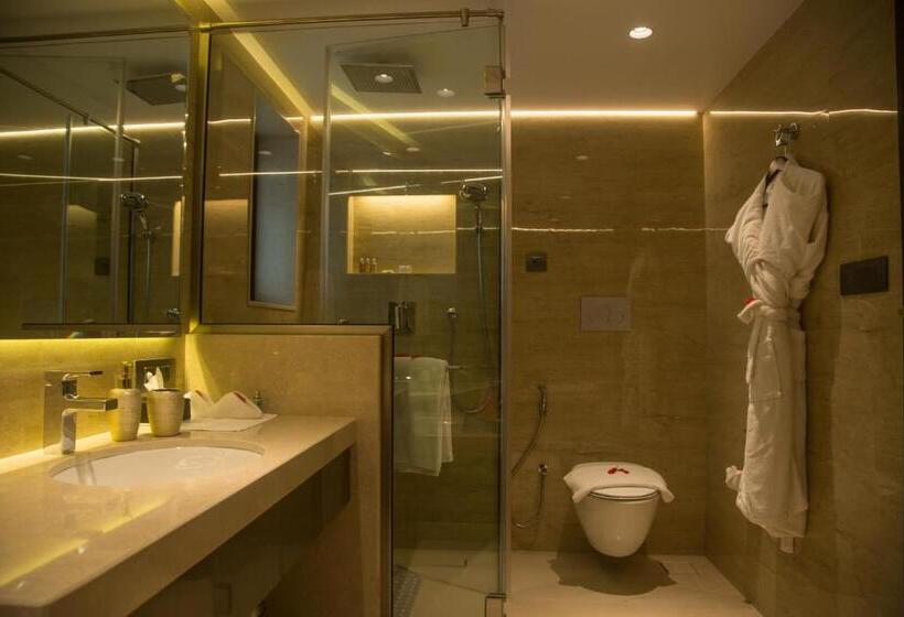 Suite with lake view, Fazlani Natures Nest  The Wellness Retreat