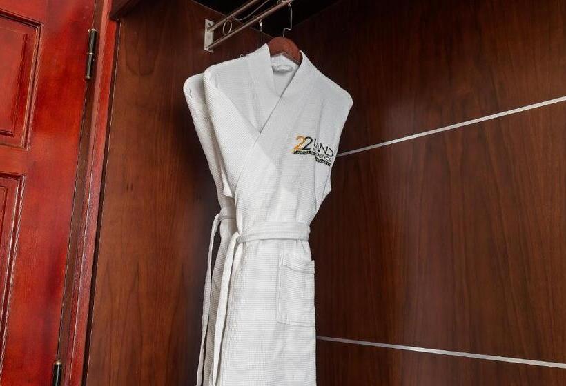 سوییت جونیور با بالکن, 22land Residence Hotel & Spa Ha Noi