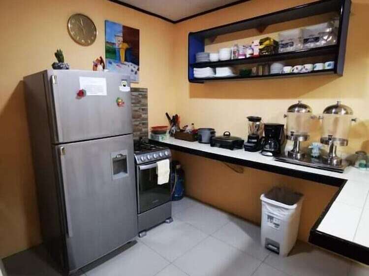 Номер Deluxe, Toucan Hostel
