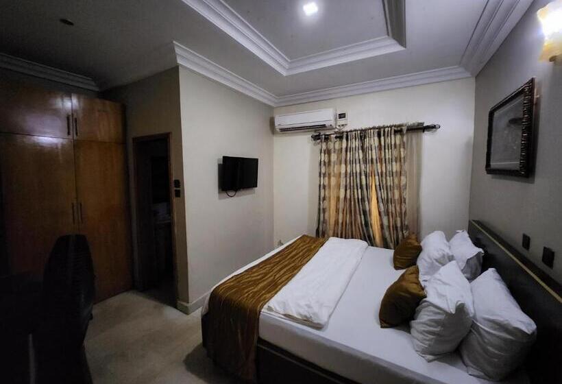 اتاق اکونومی, Nue Crest Hotels & Suites