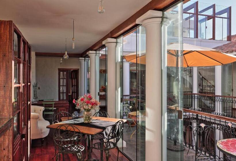 اتاق لوکس, On Hotel Boutique