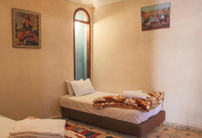 Четырехместный Номер Стандарт, Riad Malak
