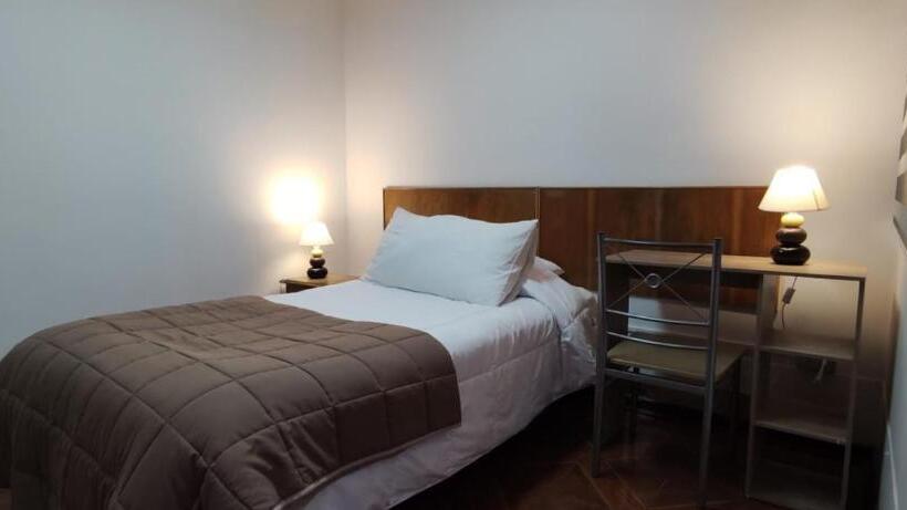 اتاق استاندارد یک نفره, Hostal Valle De La Luna