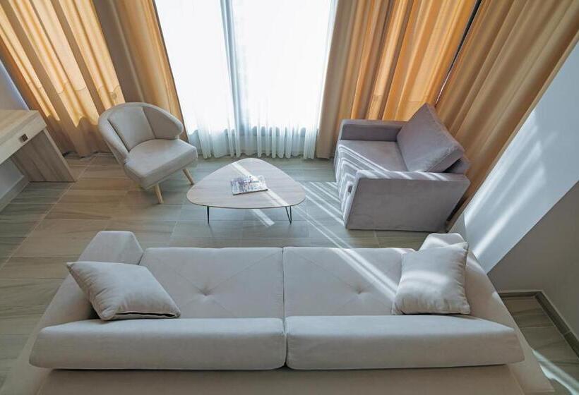 Полулюкс, Brilliant Hotel & Spa