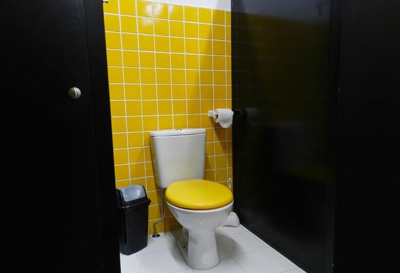 공동 객실, Utopia Hostel