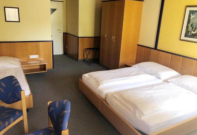 스탠다드 트리플 룸, Gästehaus Stögmüller