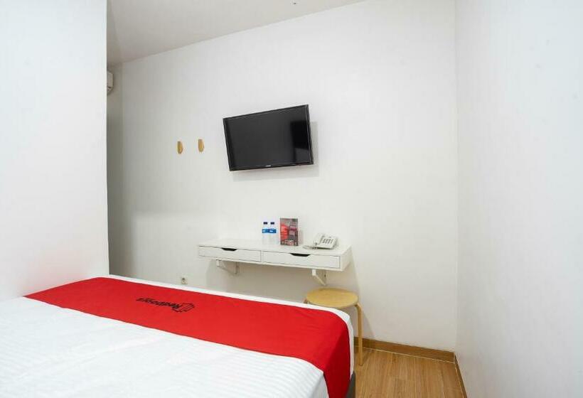 Номер Стандарт, Reddoorz Plus @ Danau Sunter Utara