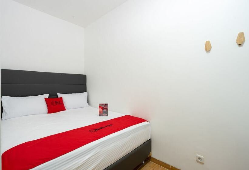 Номер Стандарт, Reddoorz Plus @ Danau Sunter Utara