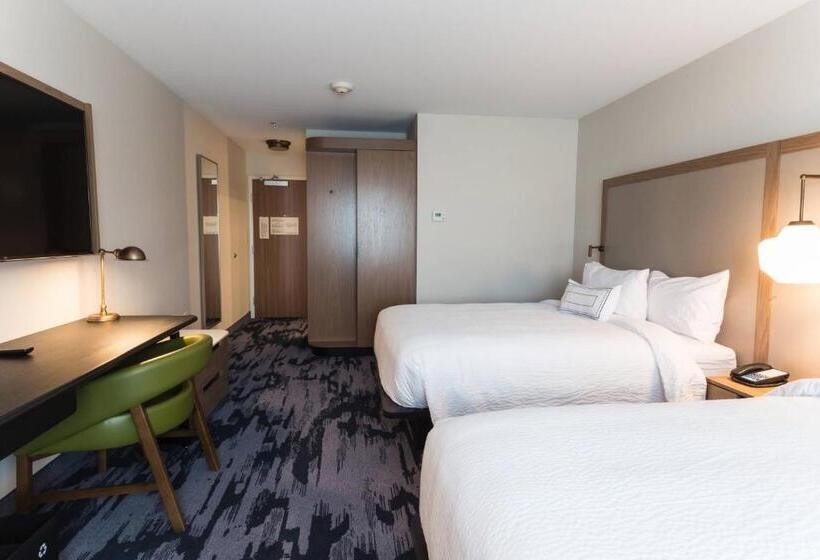 Номер Стандарт Вид на Реку, Fairfield Inn & Suites By Marriott Northfield