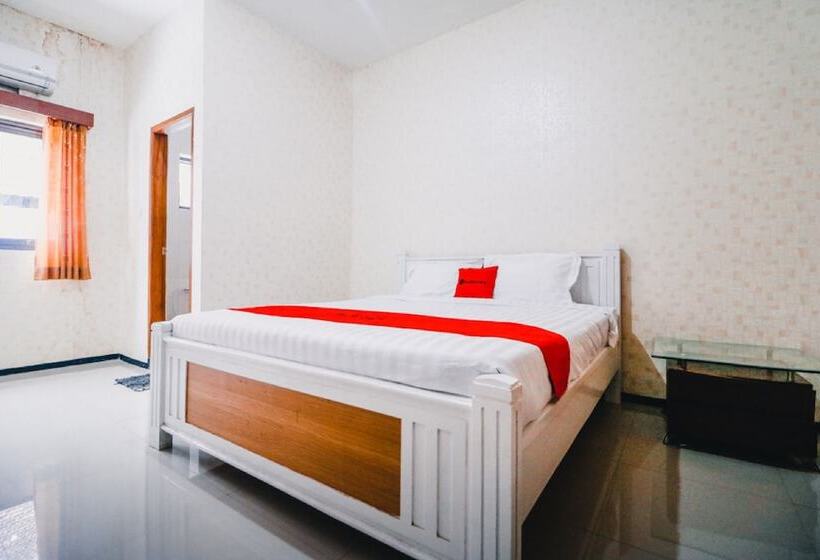 Номер Стандарт, Reddoorz Near Taman Rekreasi Selecta