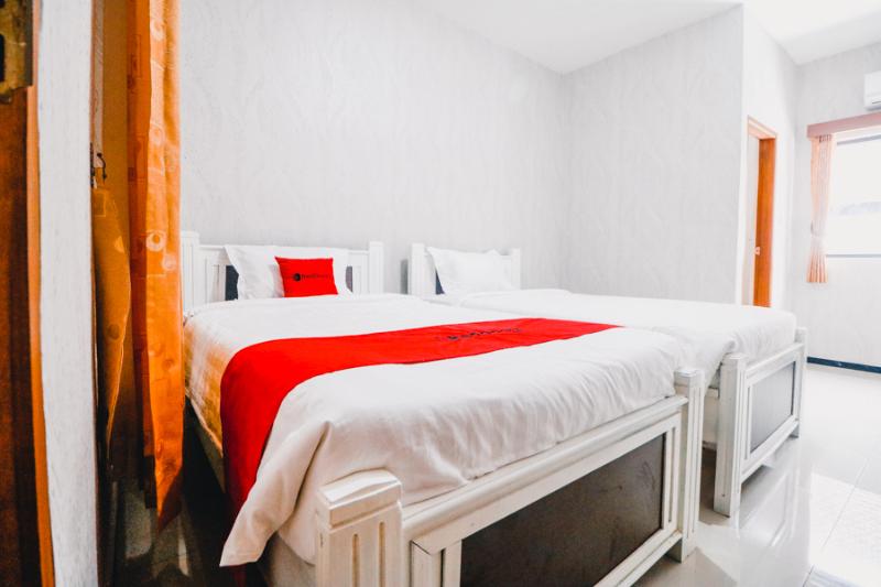 Номер Стандарт, Reddoorz Near Taman Rekreasi Selecta