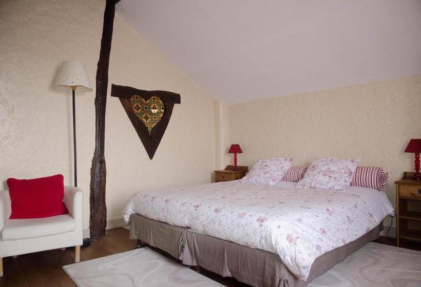 Номер Deluxe, Les Pierres De Chevreuse