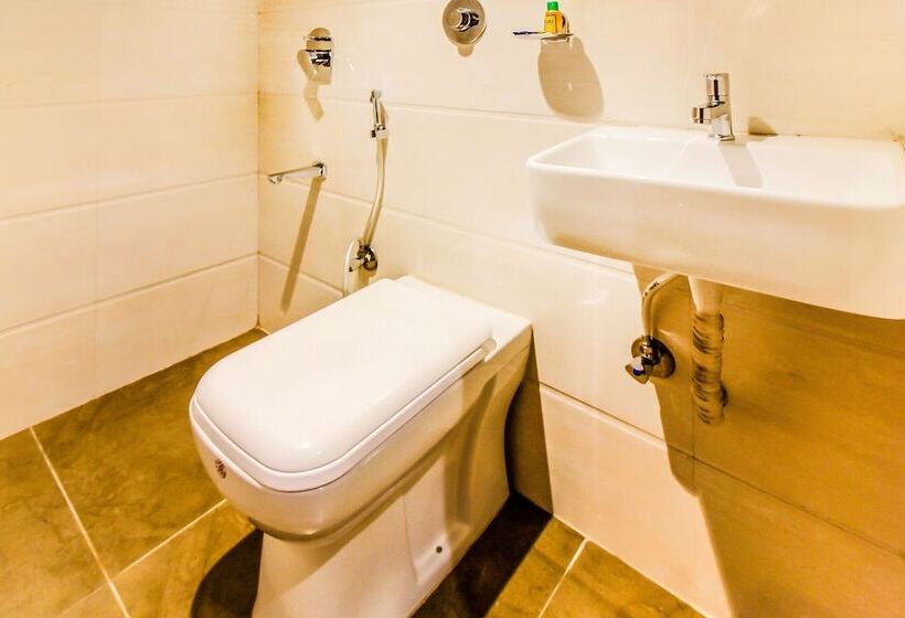 Номер Deluxe, Fabhotel Sai Sunder Guestline Vashi
