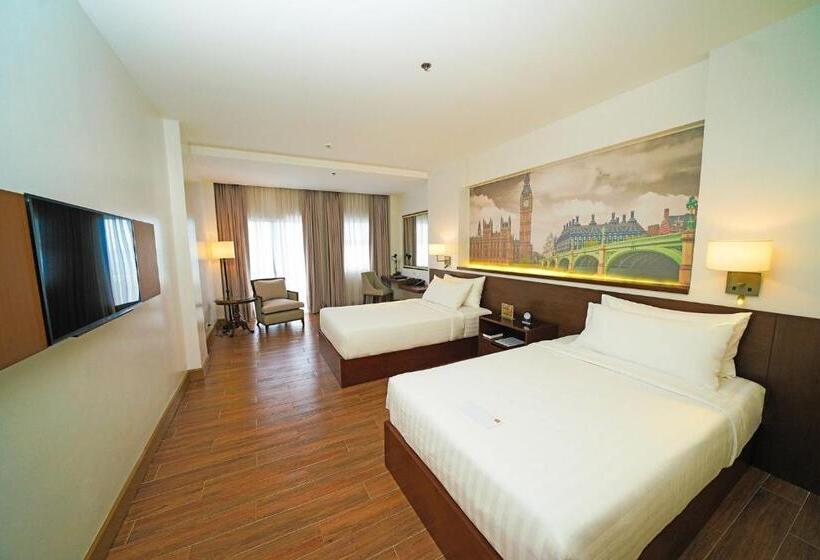 سوییت جونیور, Carlito Tagaytay